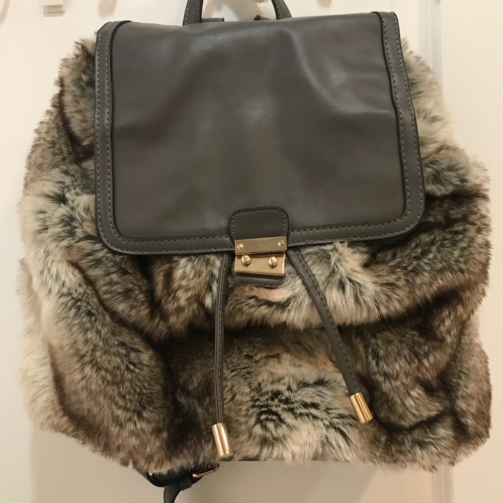 Faux-fur bag
